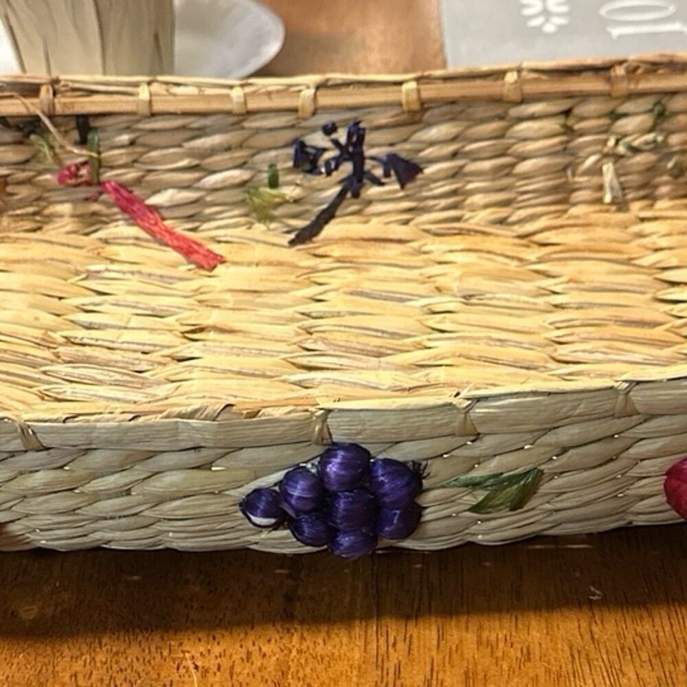 Vintage Progressive Raffia Straw Casserole Holder